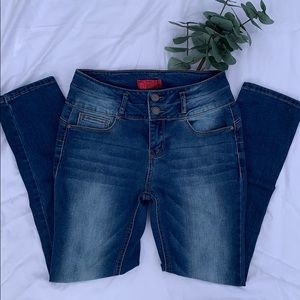 Wax Jean butt lifting blue jeans size 9